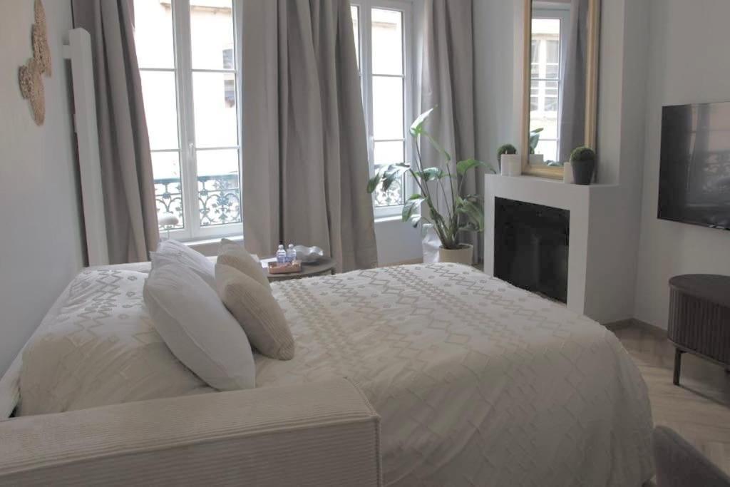 Hotel Metz Mon Amour, Un Sejour A 200M De La Cathedrale ! Classe 3 Etoiles ! ภายนอก รูปภาพ
