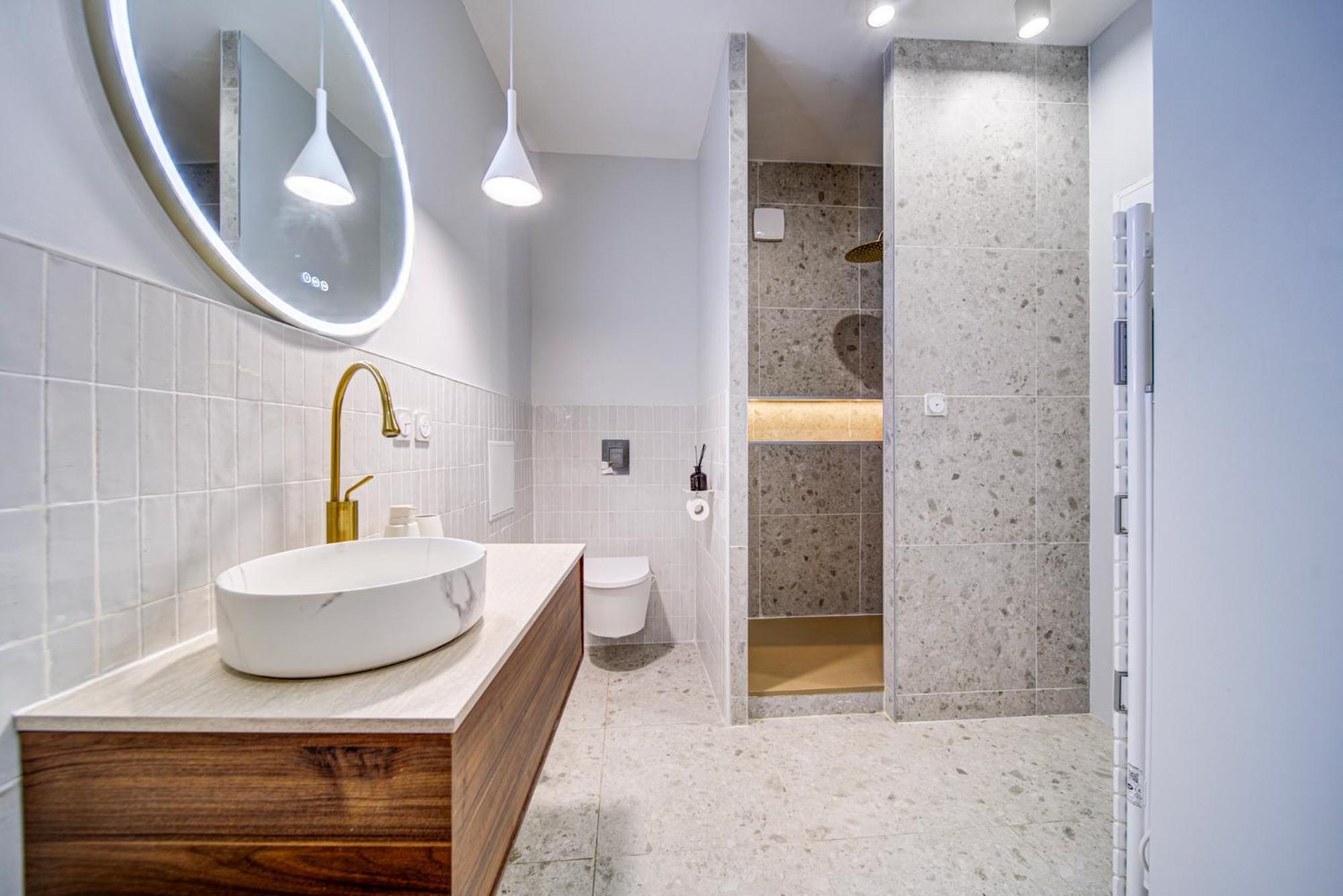 Hotel Metz Mon Amour, Un Sejour A 200M De La Cathedrale ! Classe 3 Etoiles ! ภายนอก รูปภาพ